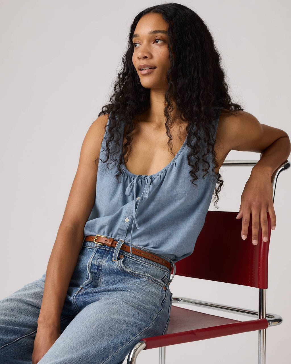 Blusa Levis sin Mangas Lisa para Damas