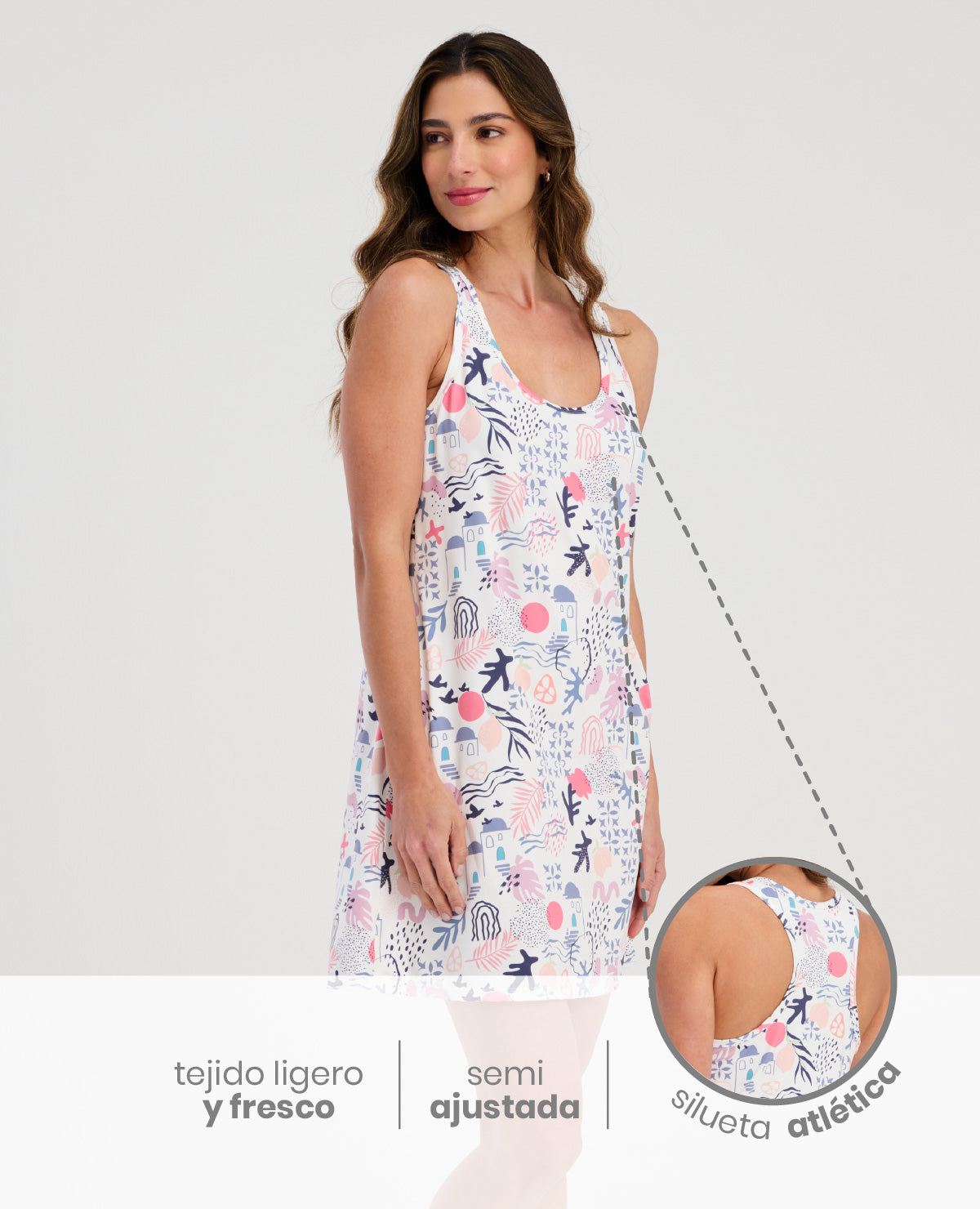 Batola para mujer St Even con estampado colorido, silueta atlética semiajustada y tejido ligero para dormir.