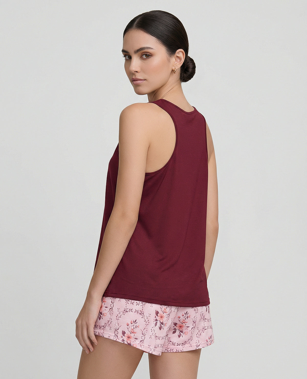 Pijama-de-Short-|-Camisilla-Cuello-en-V_St Even Colombia_18844