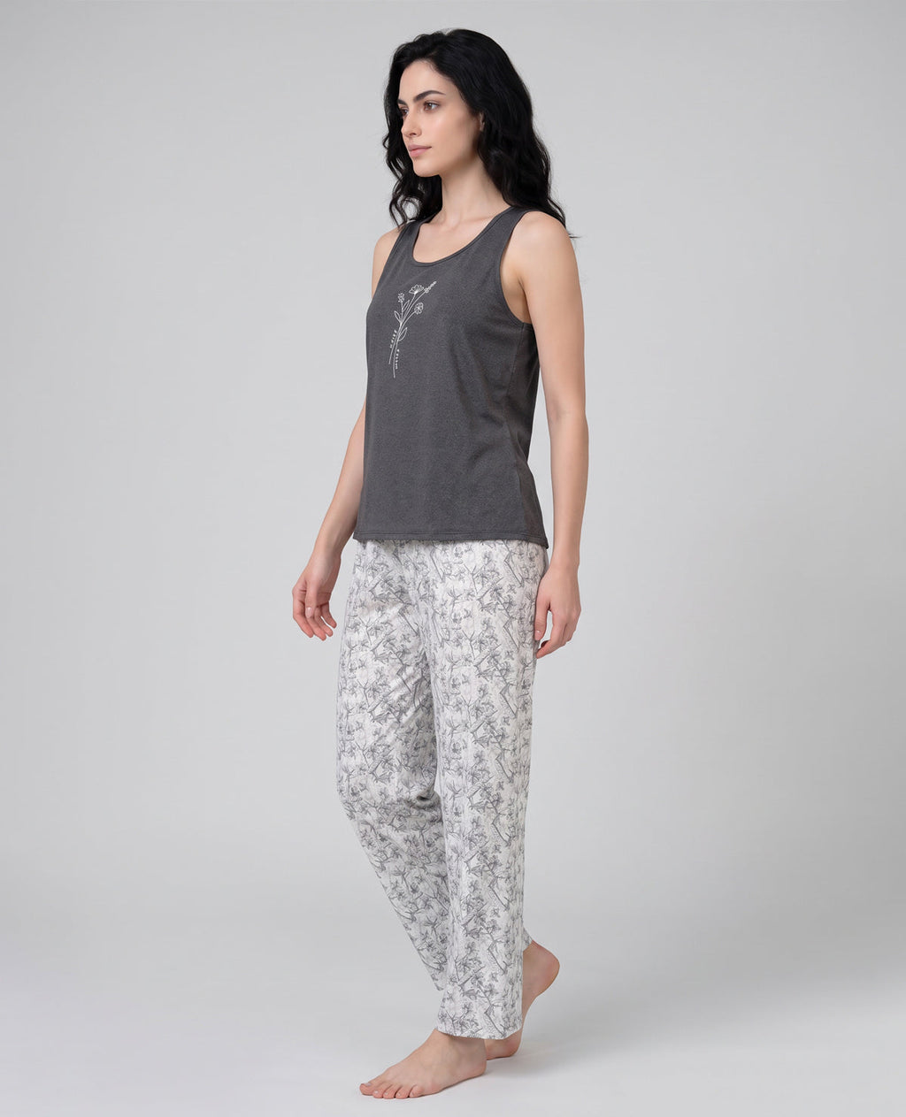 Pijama-Pantalón-|-Camisilla-Cuello-Redondo_St Even Colombia_18958