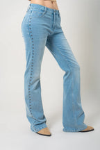 26 JEANS FLARE TACHES 8768.