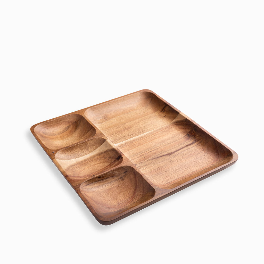 Plato cuadrado divisiones en acacia 25x25cm