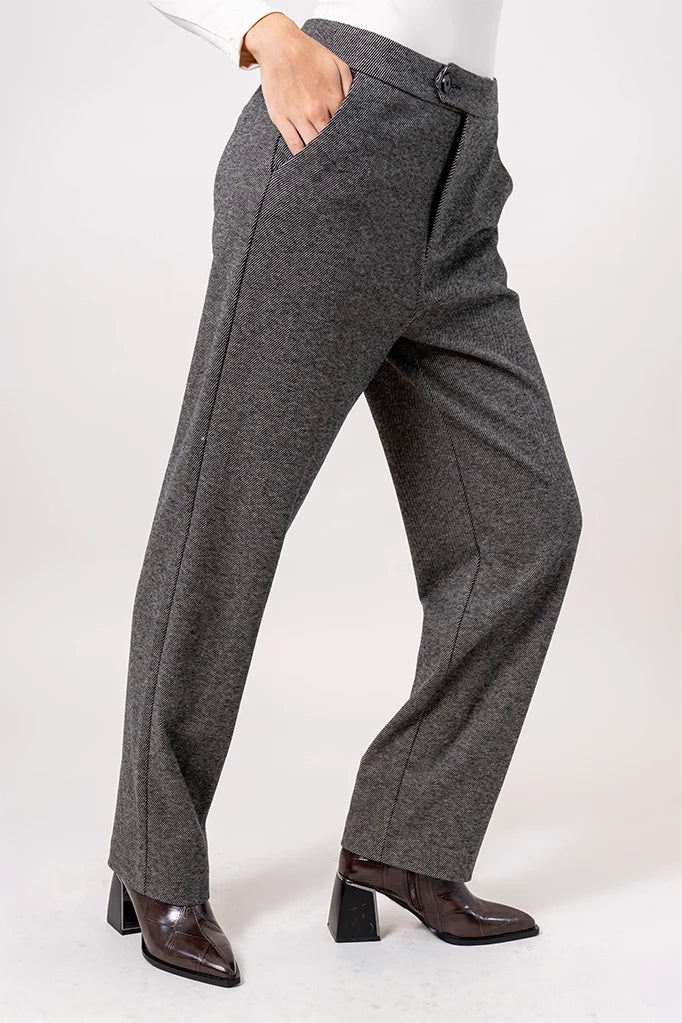 26 PANTALON VESTIR 8790.