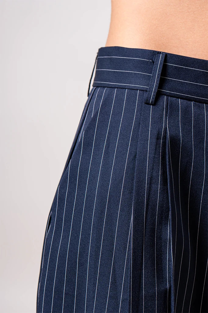 26 PANTALON VESTIR RAYAS 8783.