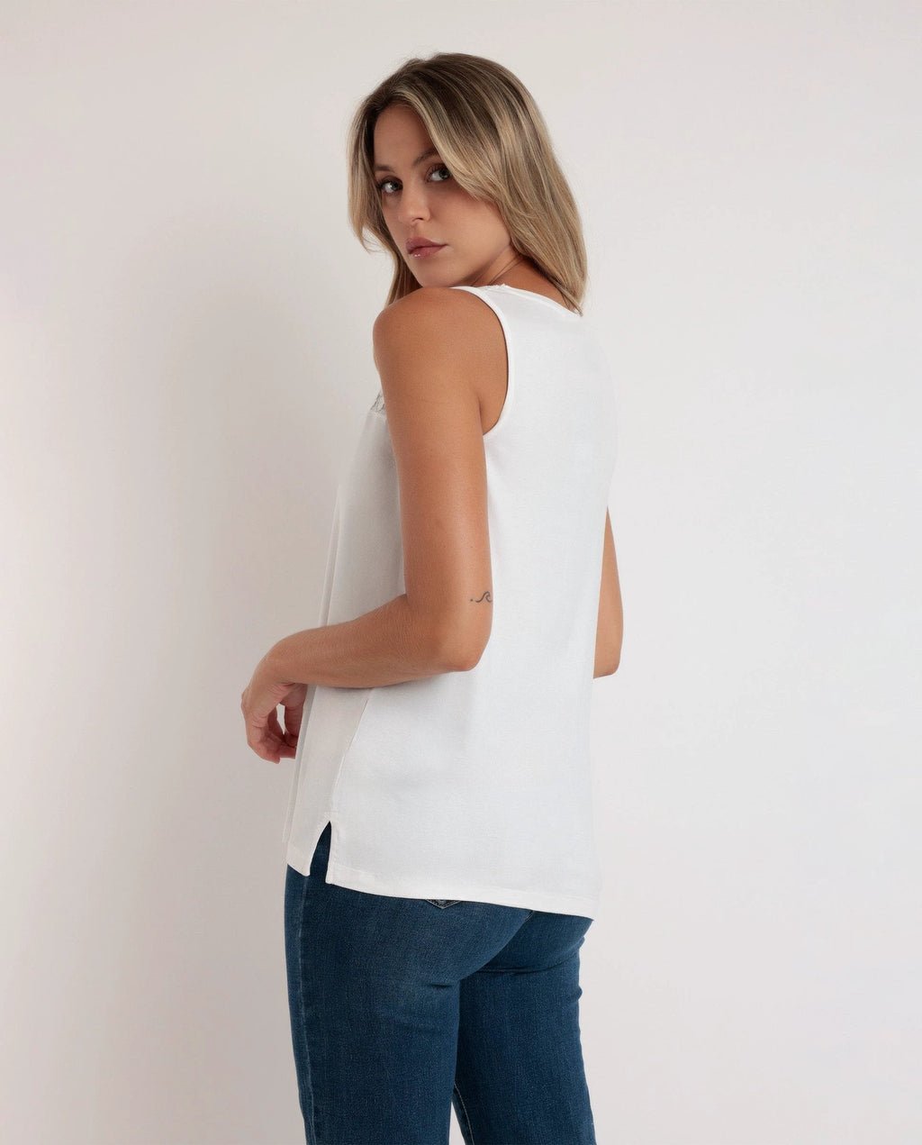 Blusa Admas Lisa P/ Damas by Admas