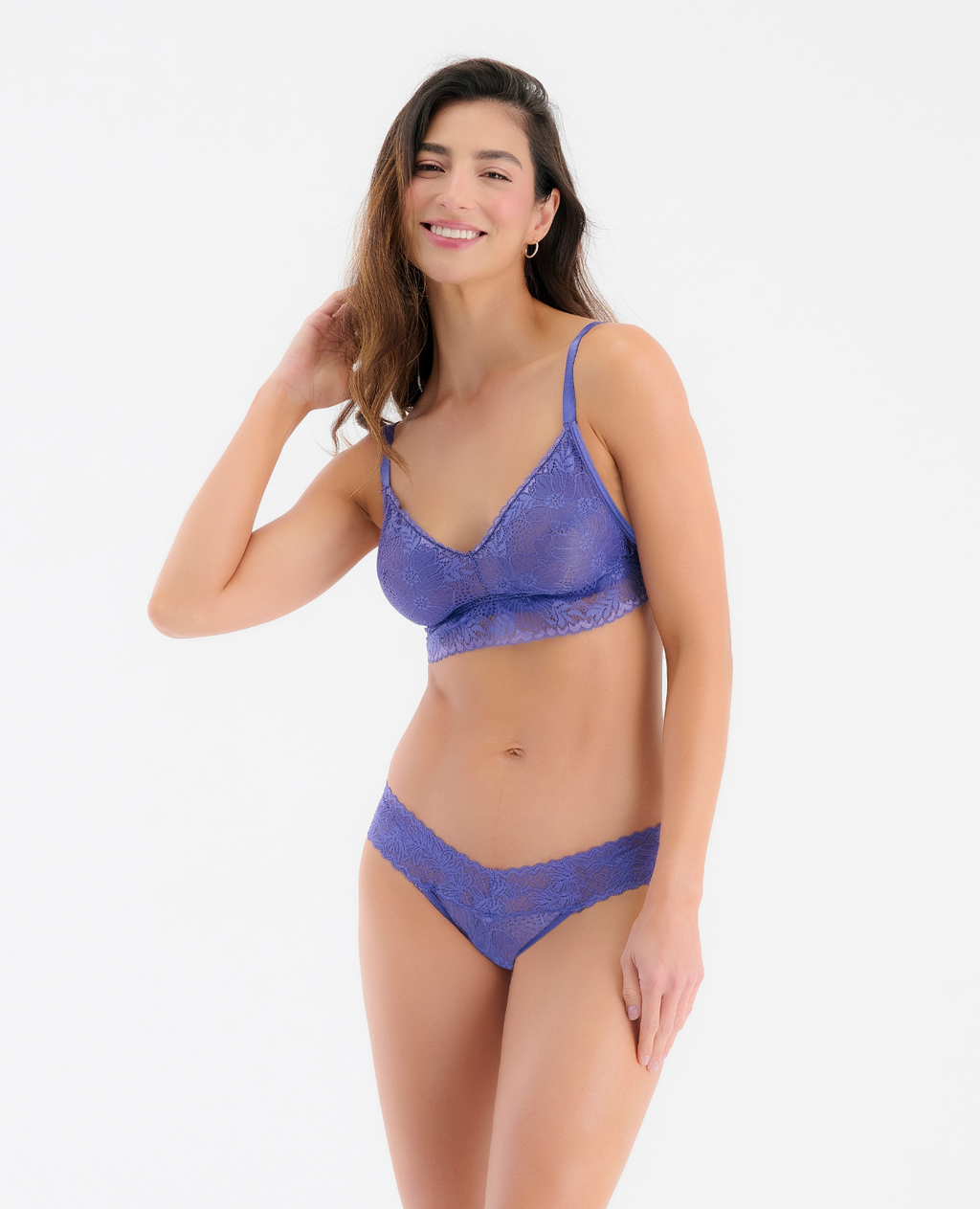 Bralette-Triangular-|-En-Encaje-|-Elástico-en-Base_St Even Colombia_49256