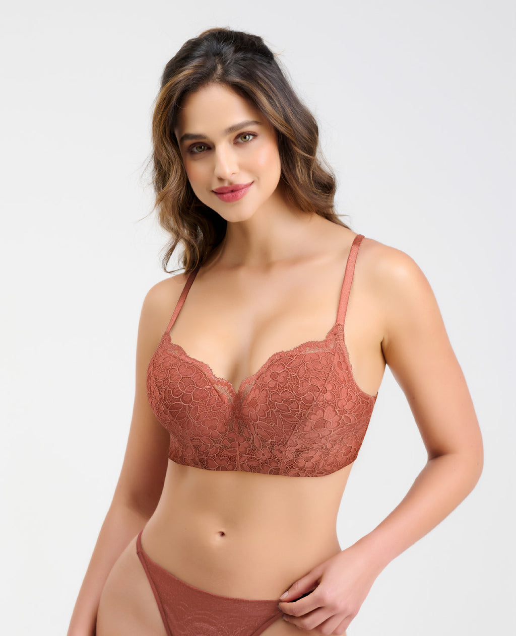 Brasier Doble Realce con Encaje y Powernet | St. Even - Kliquea