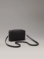 Cartera Calvin Klein Para Damas by Calvin Klein