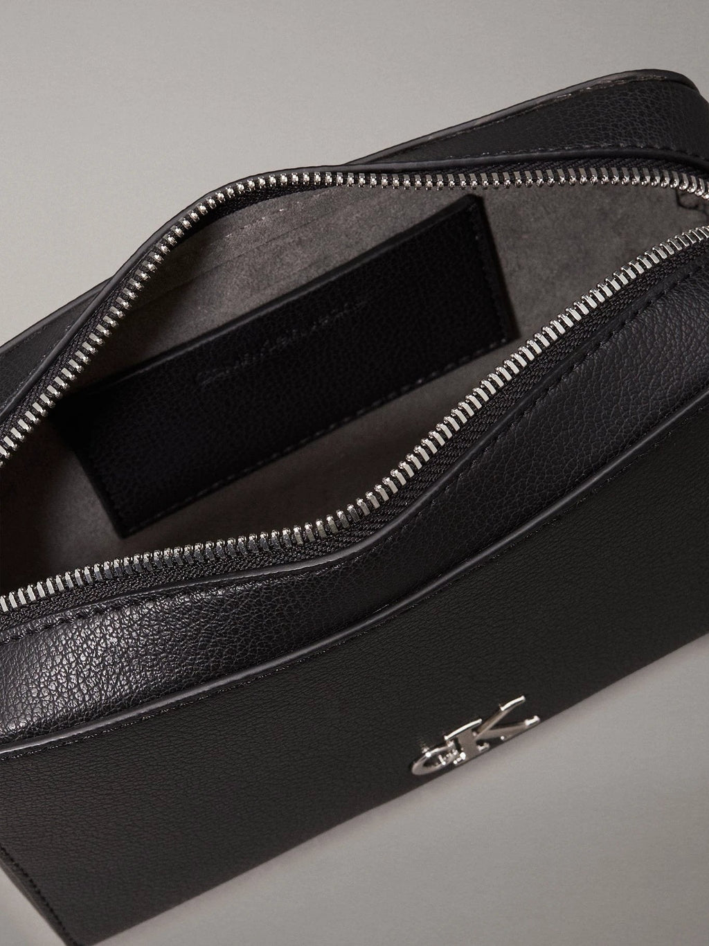 Cartera Calvin Klein Para Damas by Calvin Klein