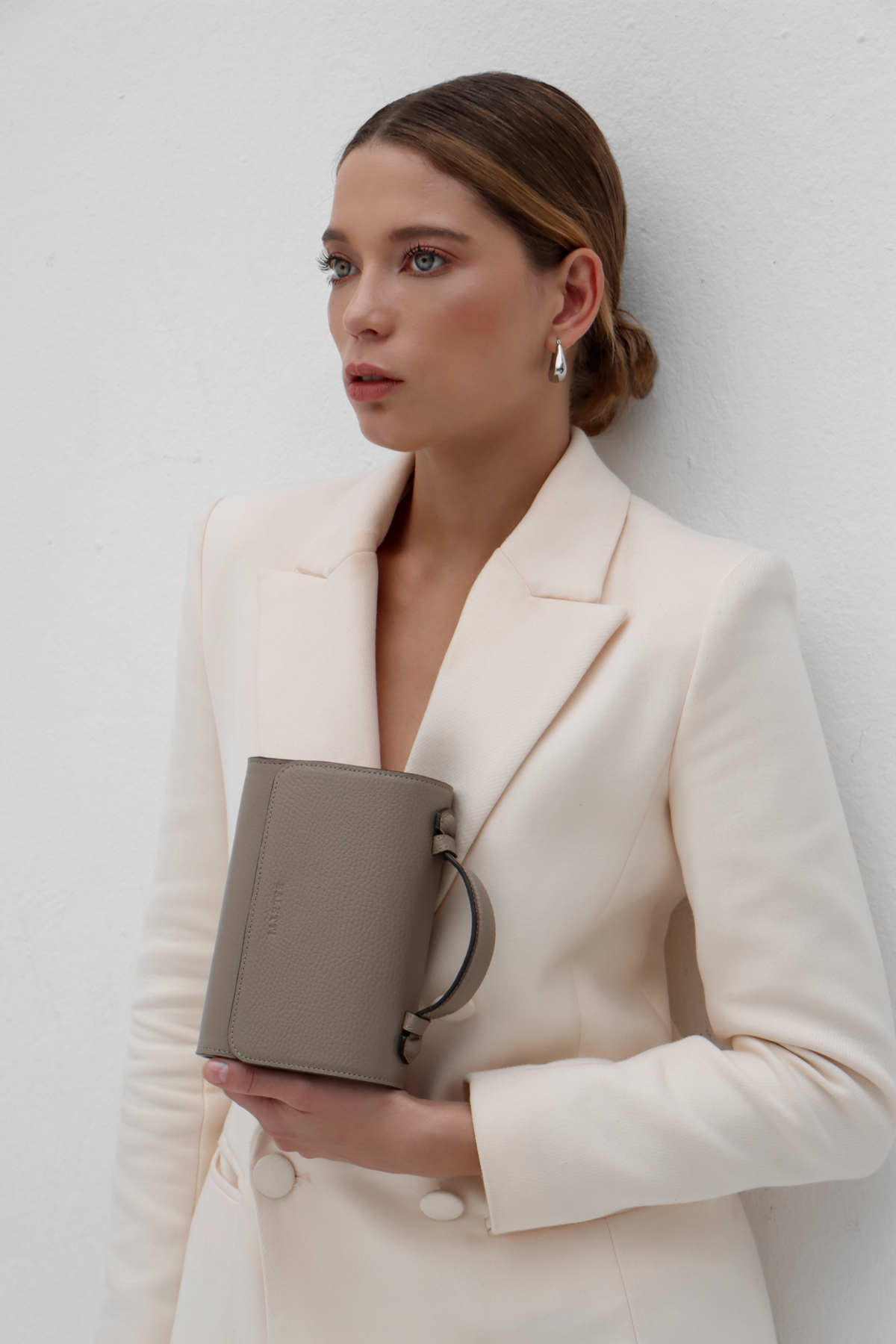 Canvas Belt bag - Taupe (3 in 1 convertible)