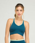 Top Deportivo | Silueta Ajustada | Cargaderas Anchas - Kliquea