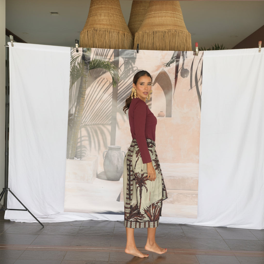 Pareo Sarong 003 – Tropical Burgundy