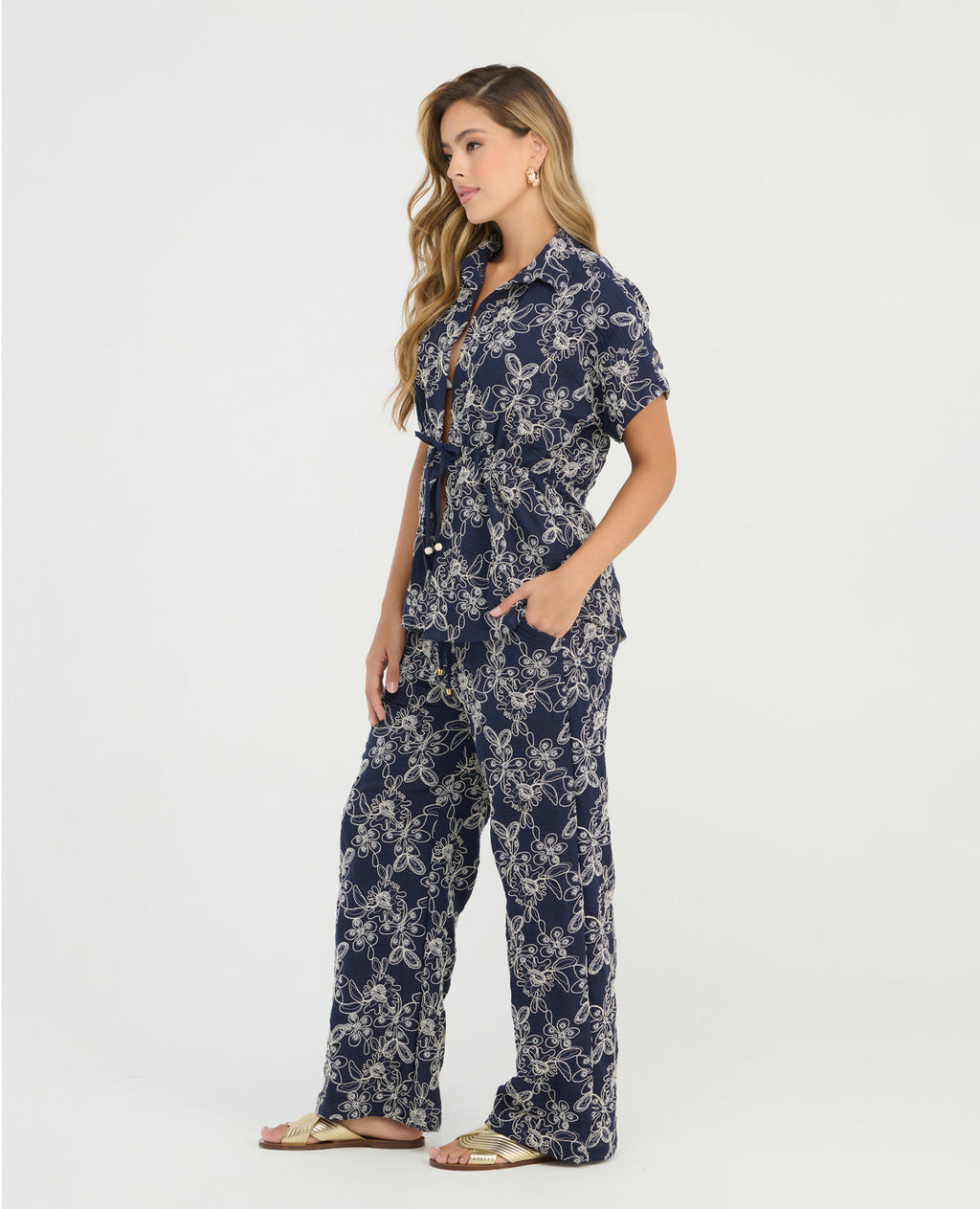 Pantalón Largo | Detalles Bordados | Pretina Elástica con Tiras Anudables - Kliquea