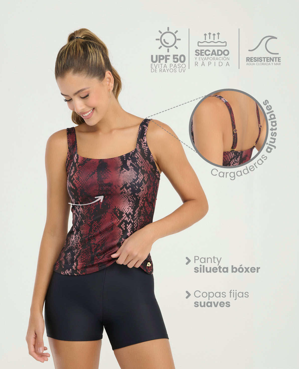 Vestido de baño tankini animal print vinotinto con panty bóxer negro, copas fijas y cargaderas ajustables.