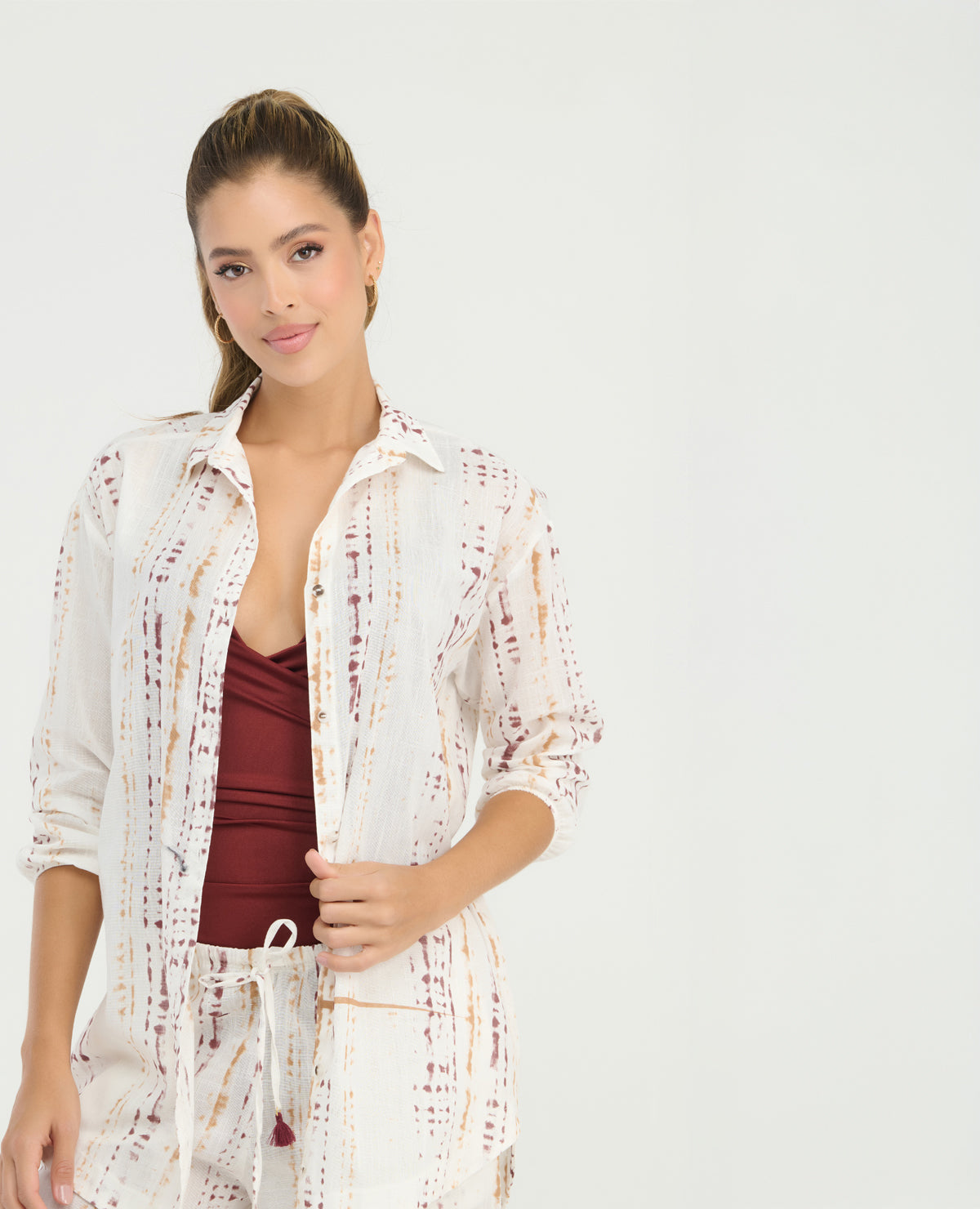 Camisa-de-Botones-|-Silueta-Ancha-|-Manga-Larga_St Even Colombia_900107