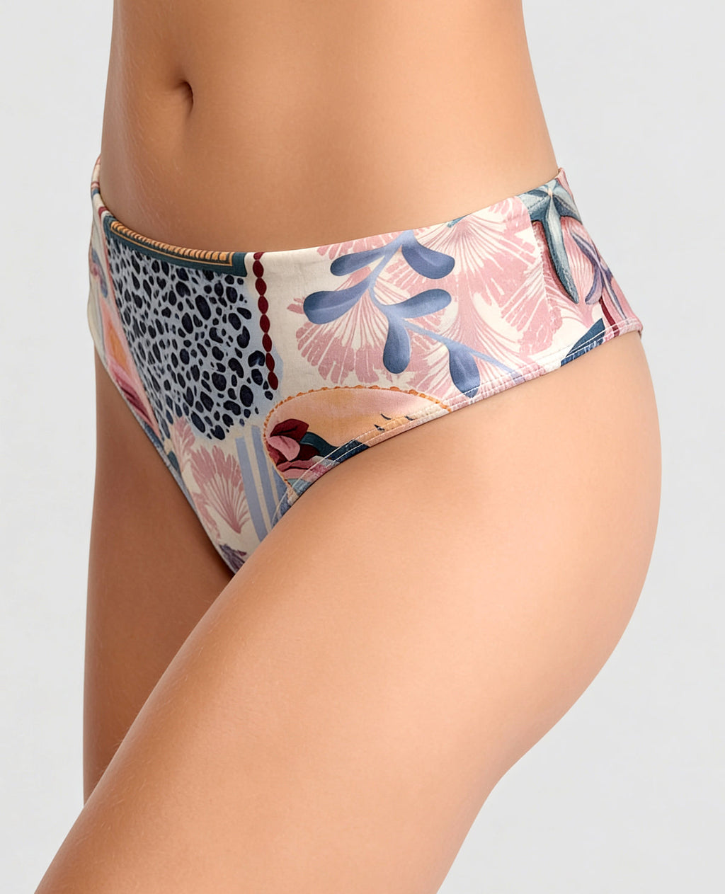 Panty-de-Baño-|-Semidescaderado-|-Fruncido-Posterior-|-Doble-Faz_St Even Colombia_900182