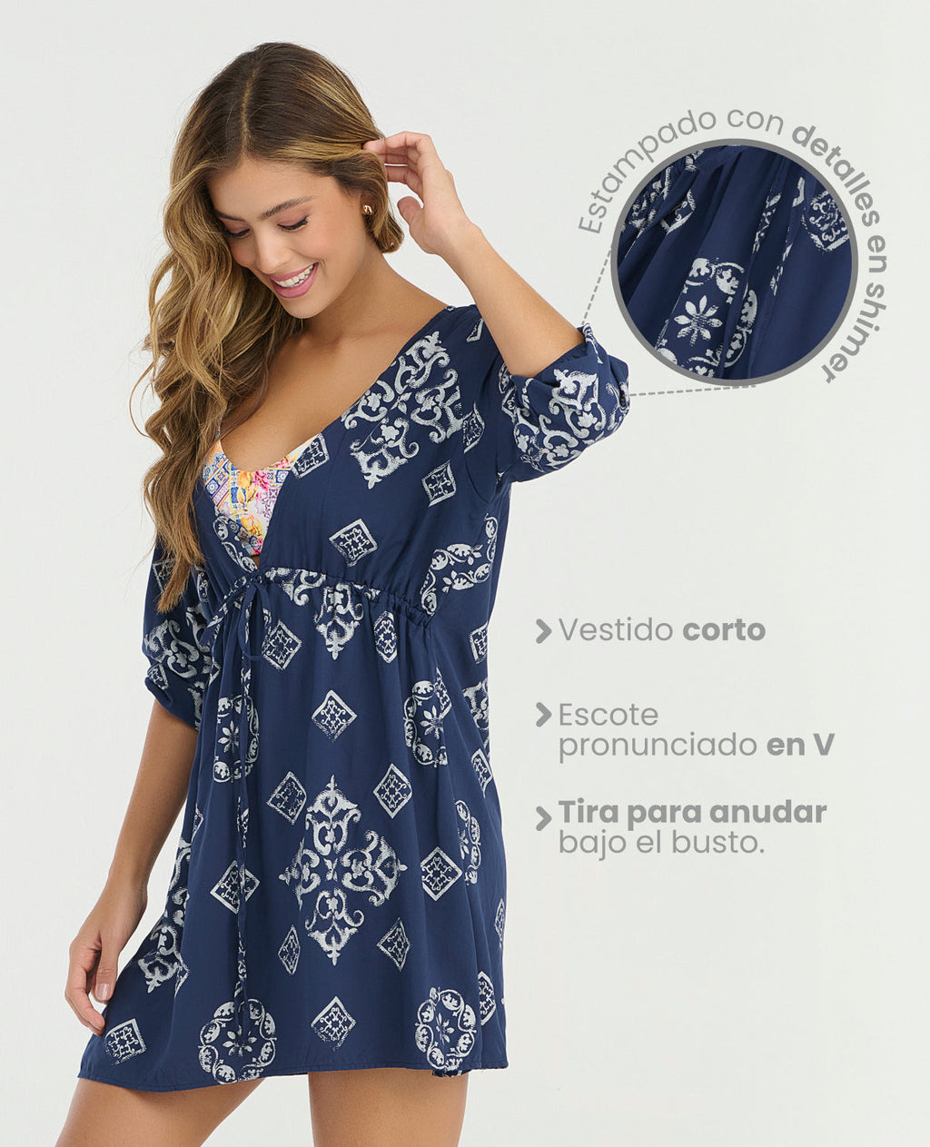 Vestido Corto | Escote en V | Mangas 3/4 - Kliquea