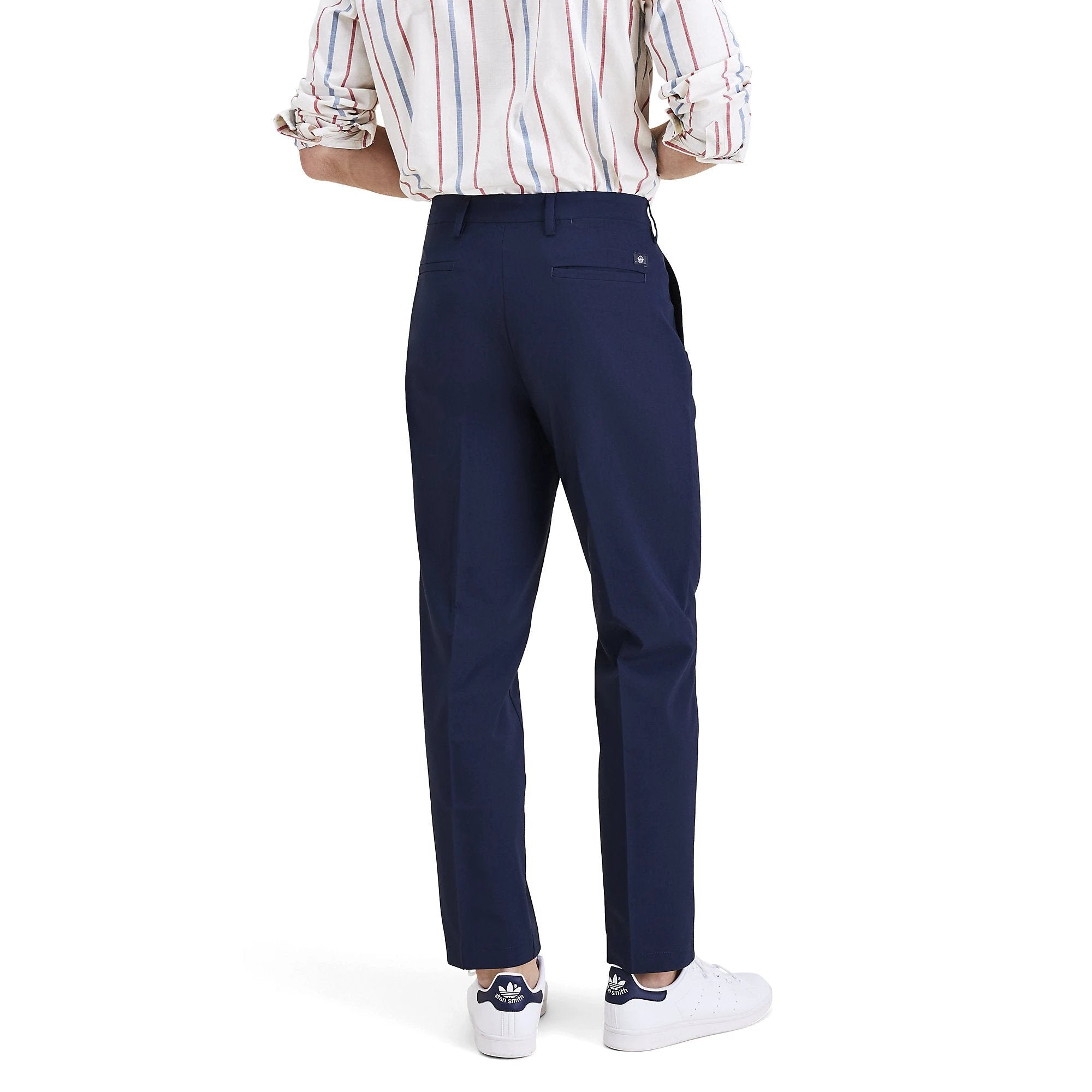 Pantalones Dockers Signature Go Khaki Para Caballeros by Dockers