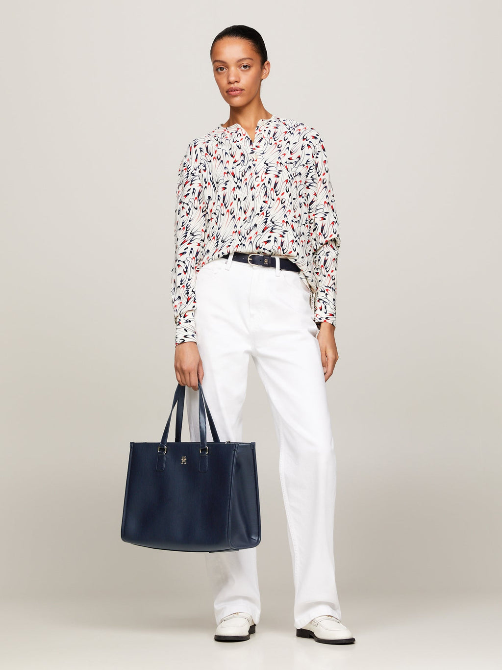 Cartera Tommy Hilfiger P/ Damas by Tommy Hilfiger
