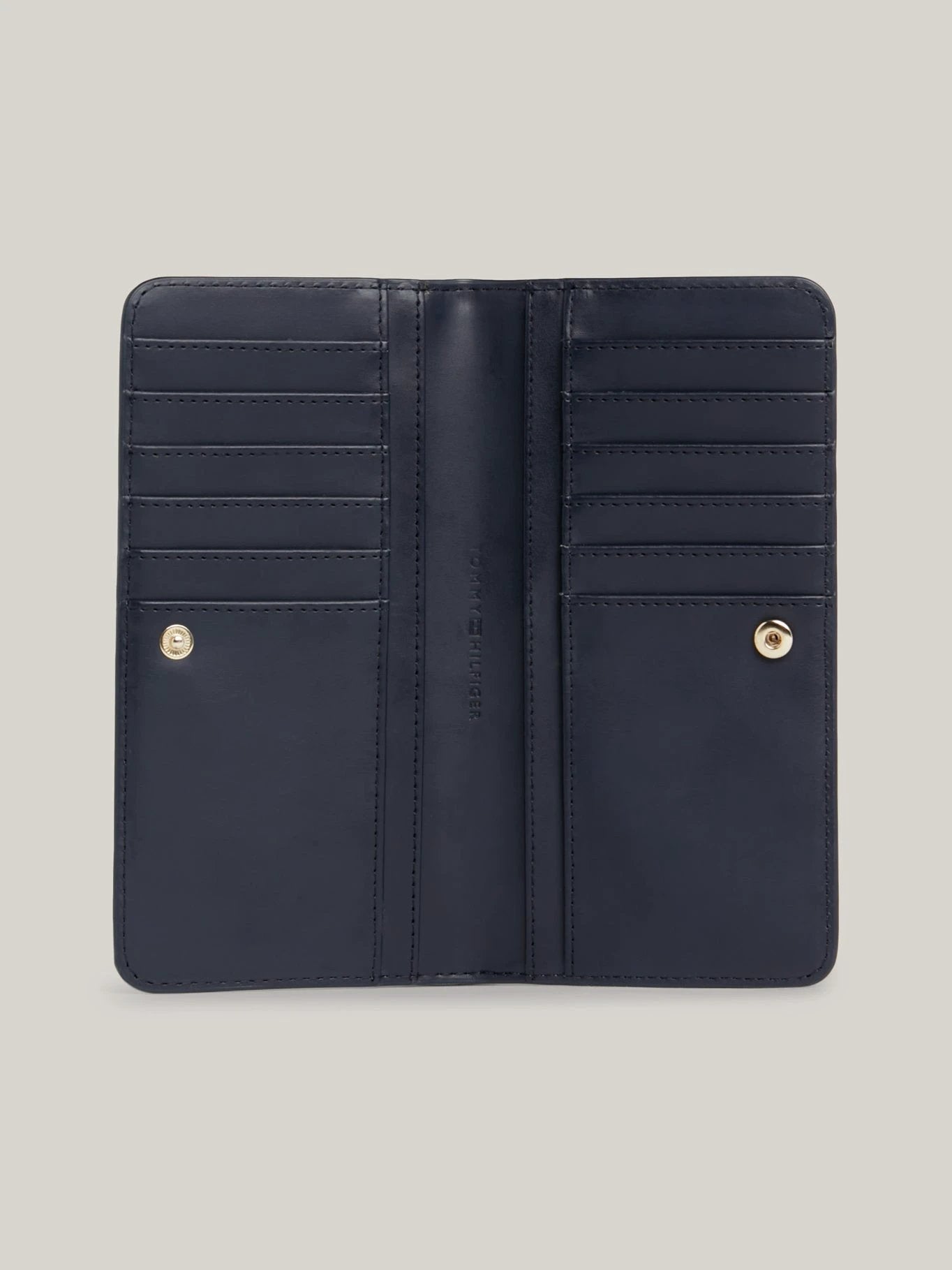Monedero Tommy Hilfiger Para Damas by Tommy Hilfiger