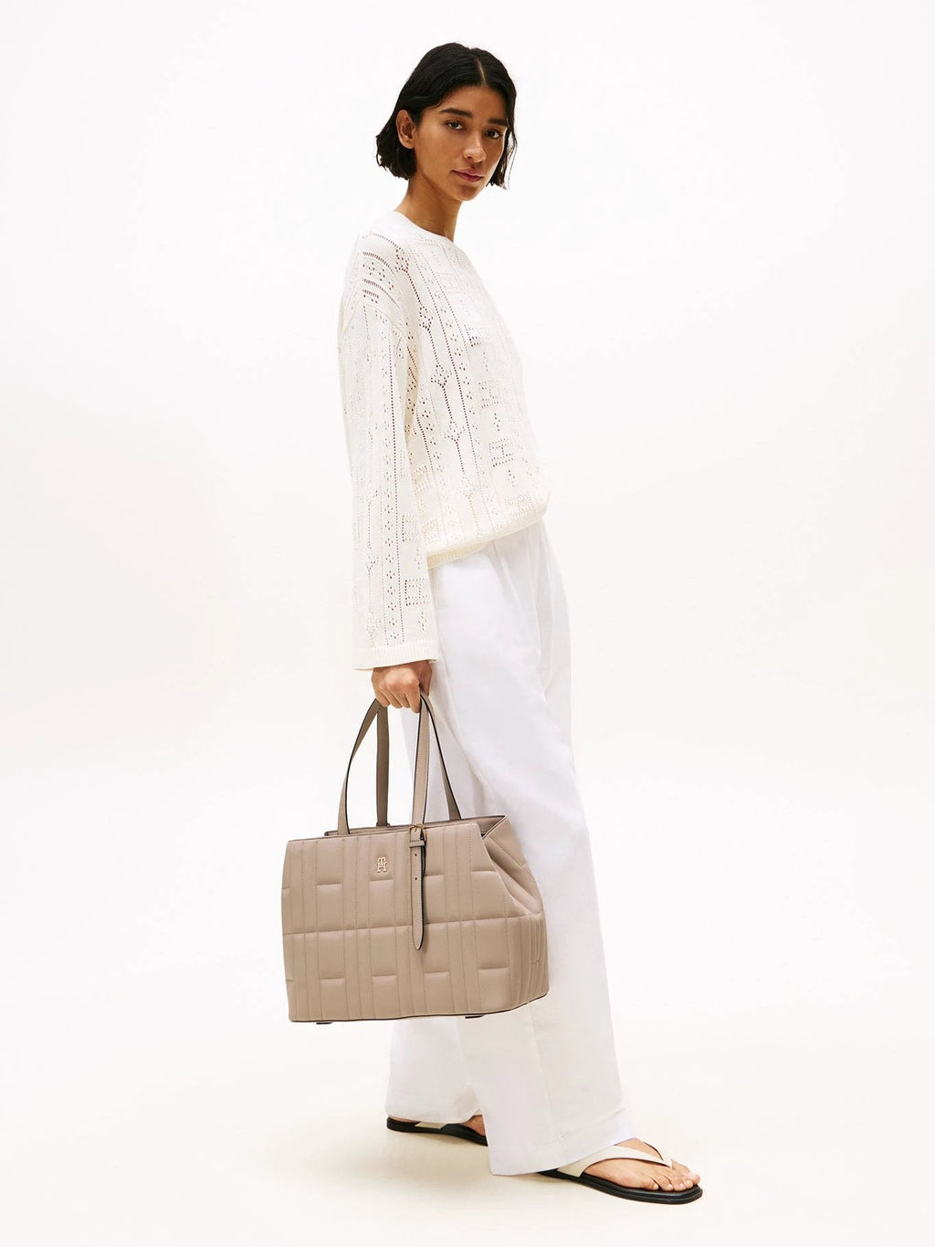 Cartera Tommy Hilfiger Para Damas by Tommy Hilfiger