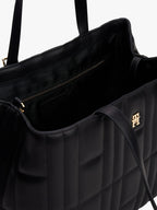 Cartera Tommy Hilfiger Para Damas by Tommy Hilfiger