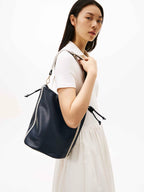 Cartera Tommy Hilfiger Para Damas by Tommy Hilfiger