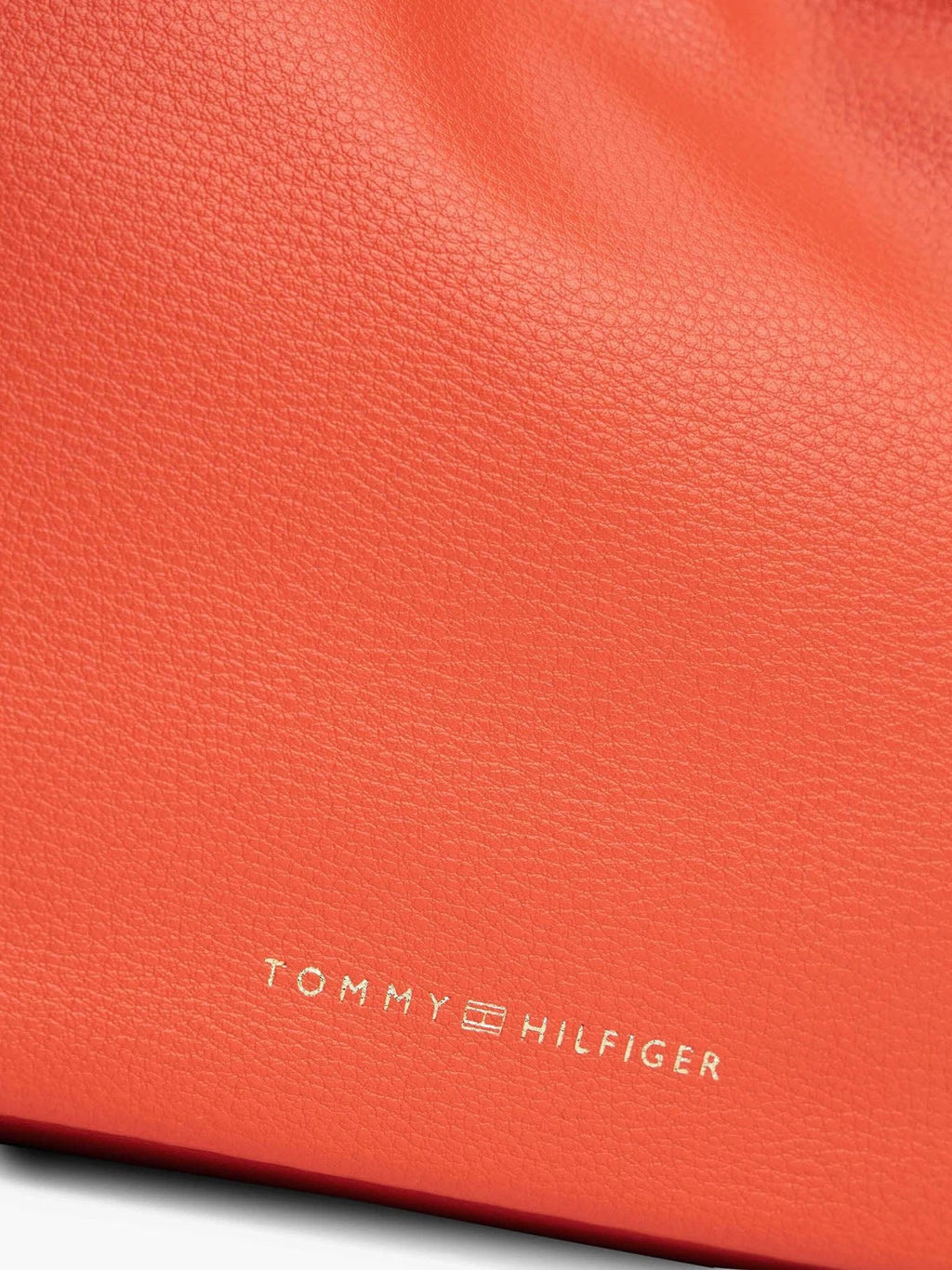 Cartera Tommy Hilfiger Para Damas by Tommy Hilfiger