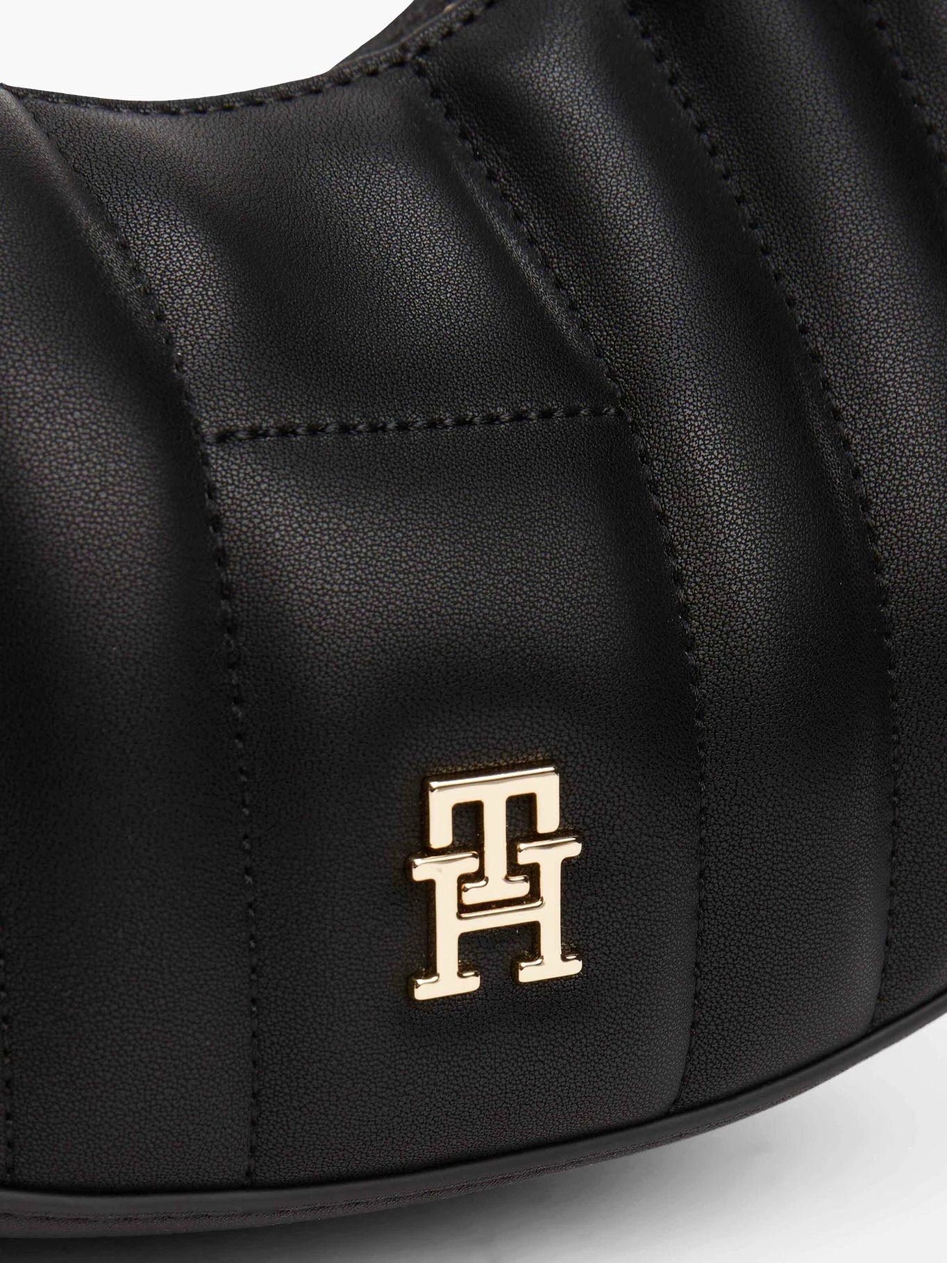 Cartera Tommy Hilfiger Para Damas by Tommy Hilfiger