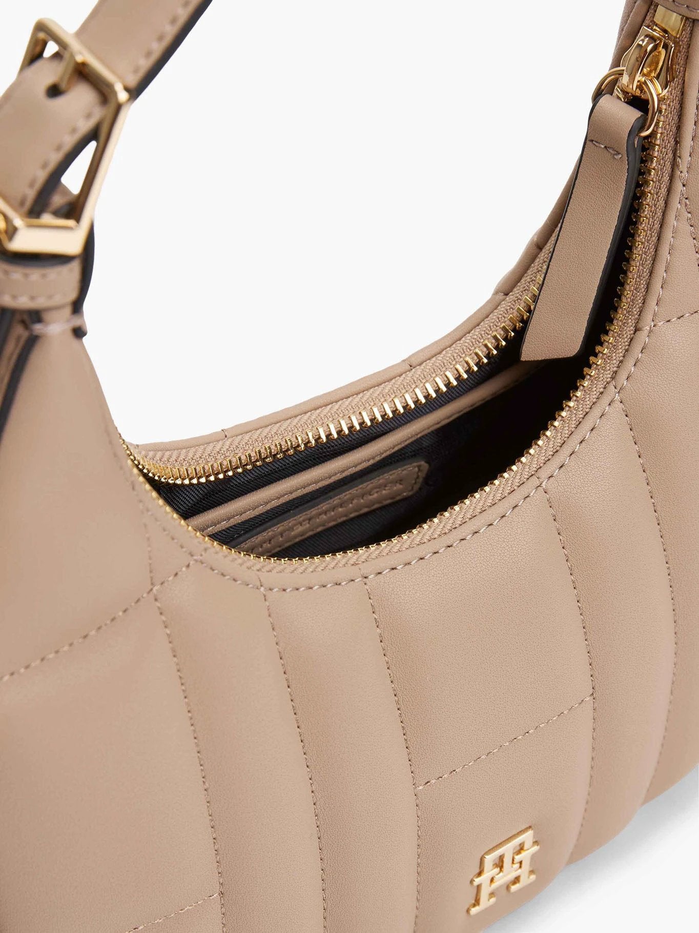 Cartera Tommy Hilfiger Para Damas by Tommy Hilfiger