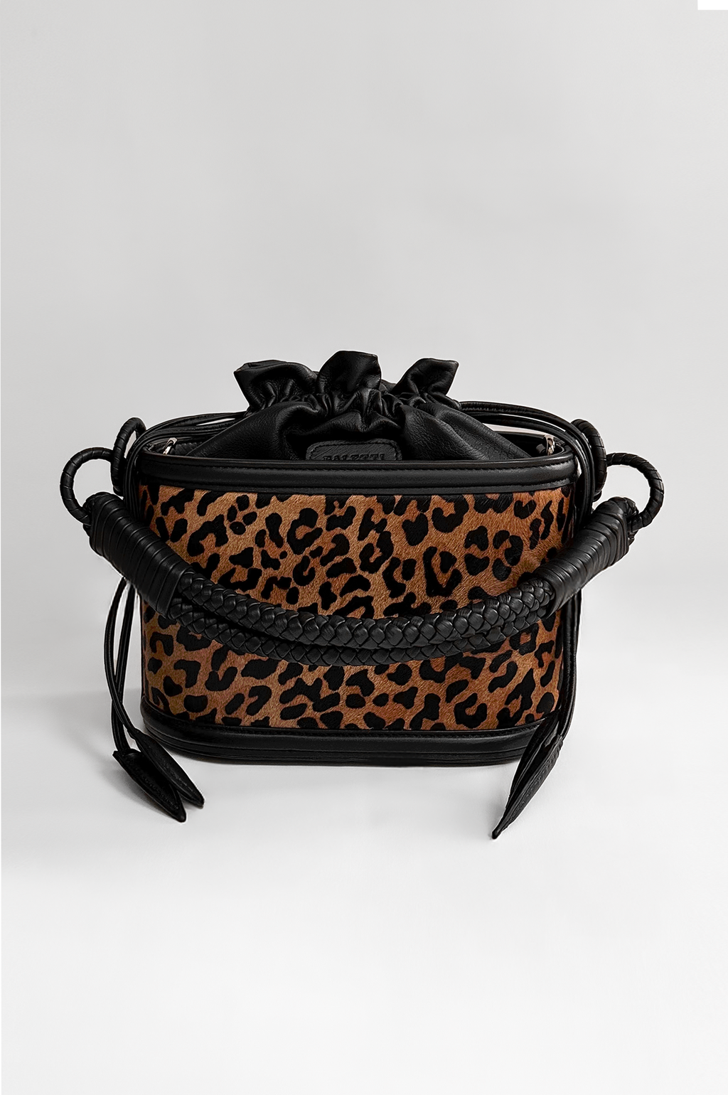 Basket Bucket, Leopard
