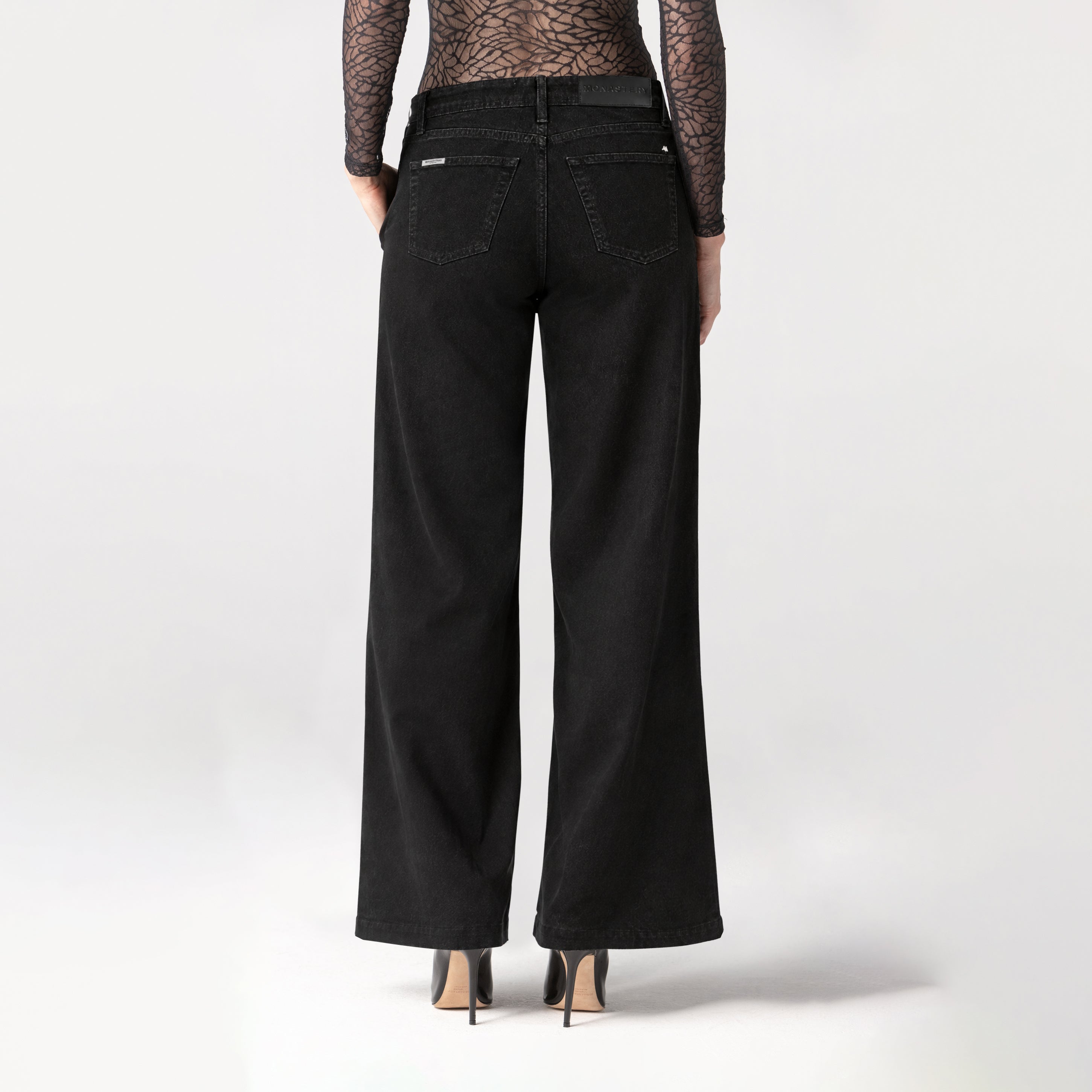 BEGOR JEAN WOMEN BLACK