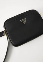 Cartera Guess Meridian Ii Para Damas by Guess
