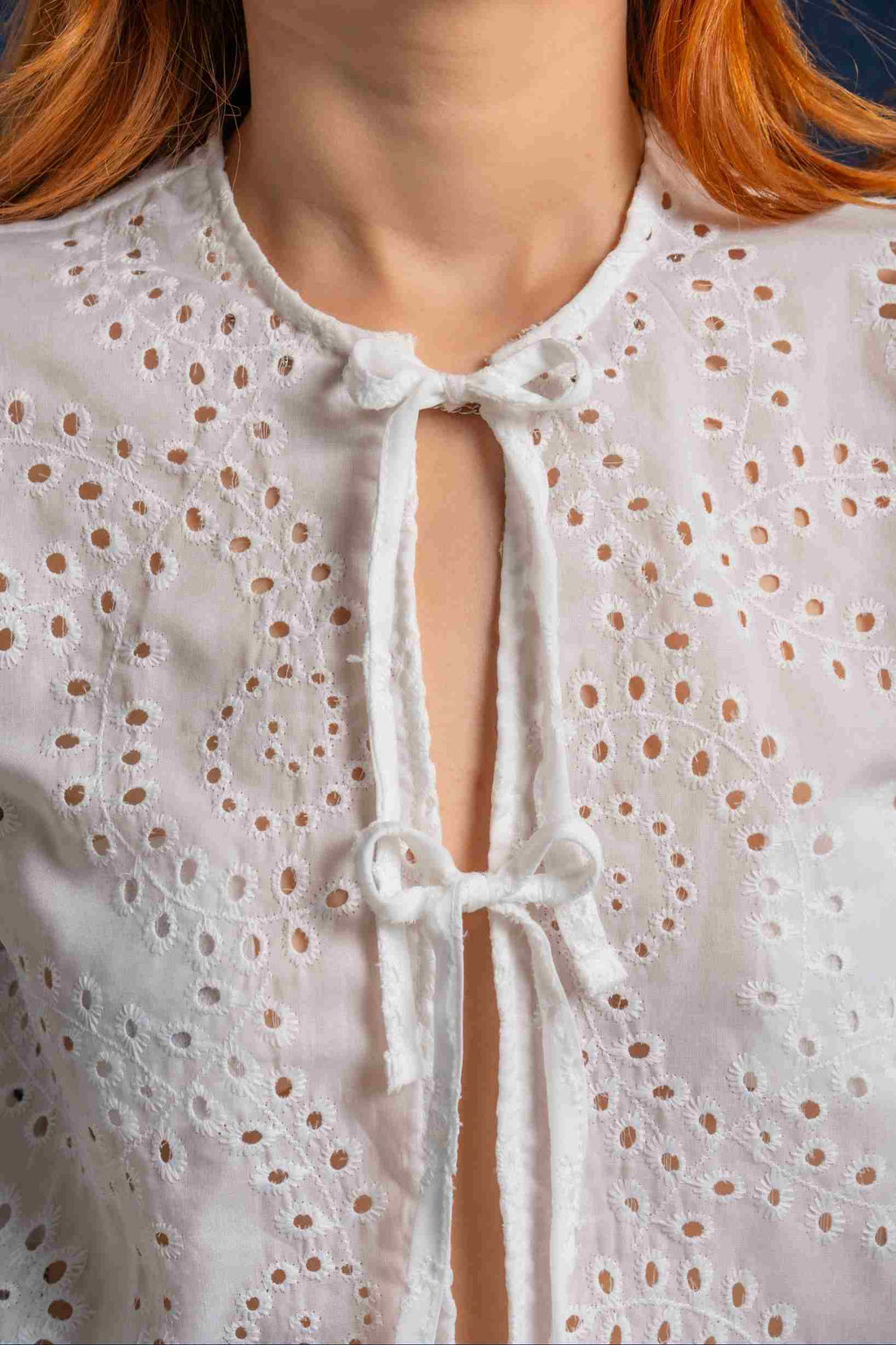 BLUSA BORDADA E-C 8518.