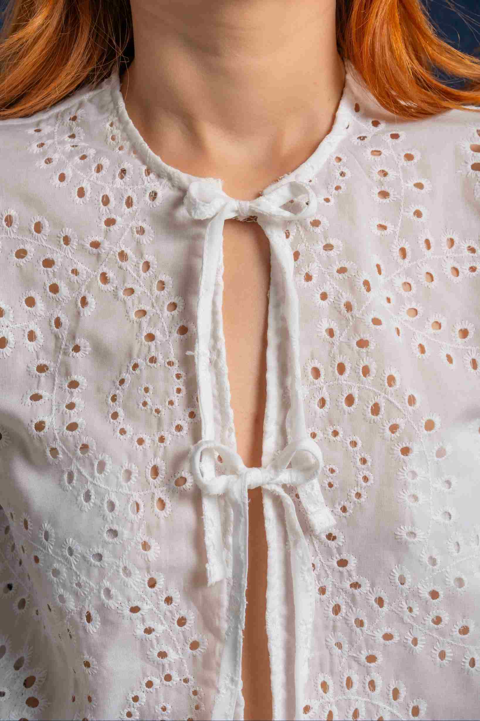 BLUSA BORDADA E-C 8518.
