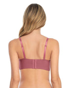 Vista posterior de brasier St. Even rosa con cargaderas ajustables y abrochadura de 4 posiciones para soporte lateral.