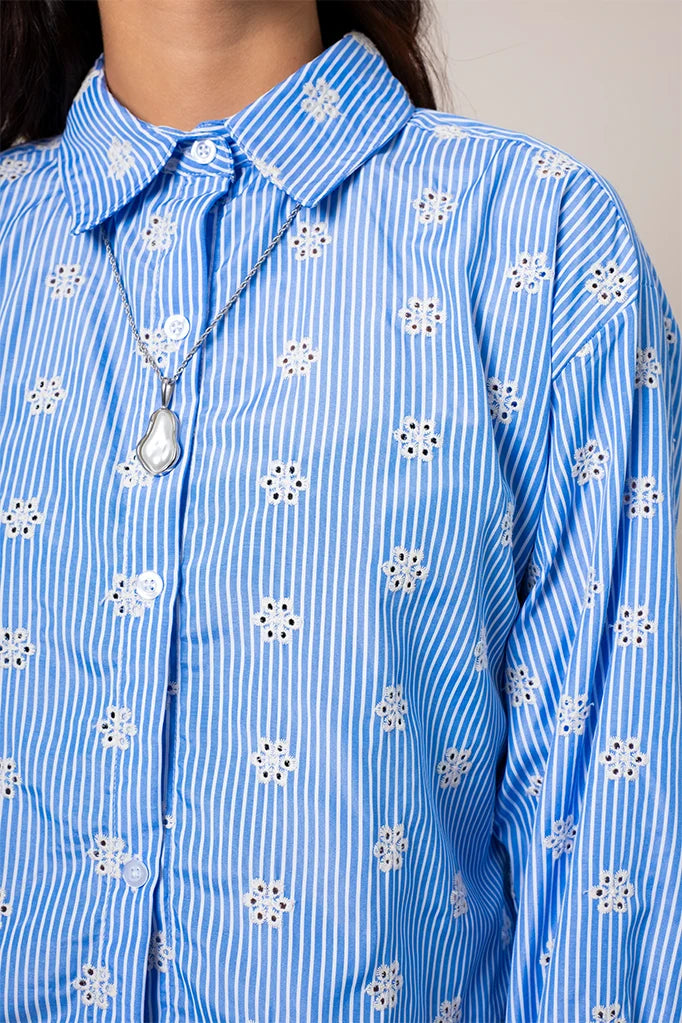 CAMISA RAYAS BORDADA E-M 8486 - Kliquea