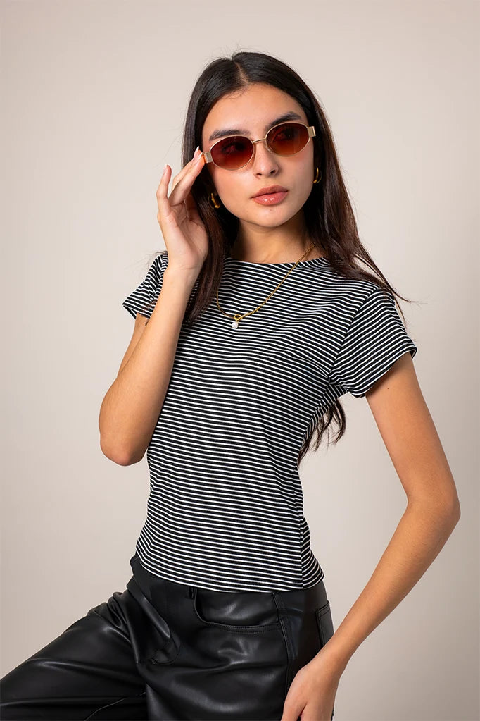 CAMISETA SLIM FIT RAYAS T-M 8495.