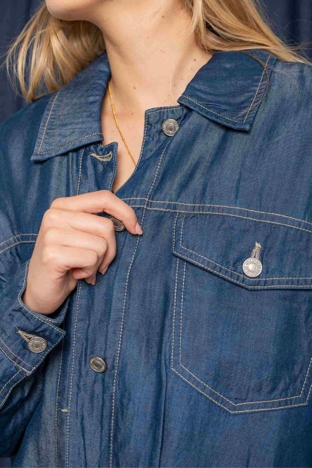 CHAQUETA BOMBER CHAMBRAY B-M 8047.