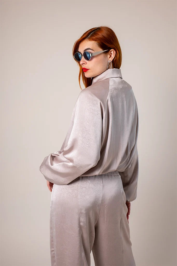 BH CHAQUETA BOMBER FLUIDA SATIN 8417.