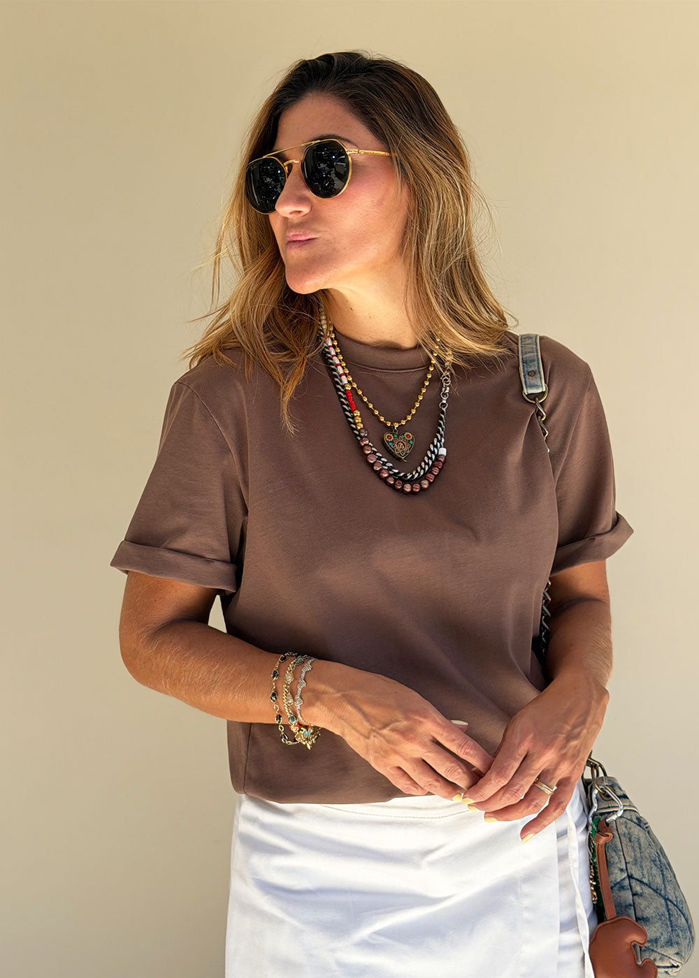 brown cotton knit tee ribbed neckline cuffed sleeves