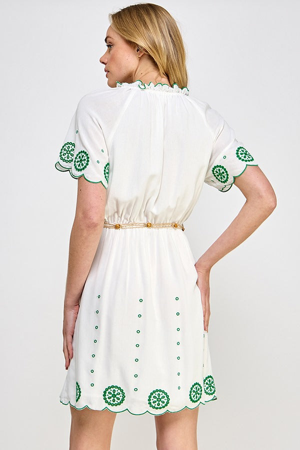 Vestido Rubienn Mangas Cortas Bordados para Damas