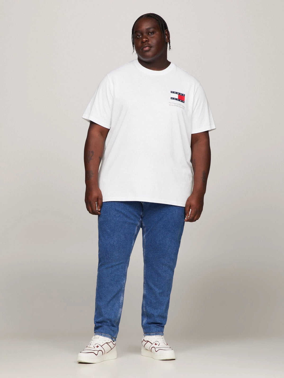 Camiseta Tommy Jeans Mangas Cortas Lisa P/ Caballeros by Tommy Jeans