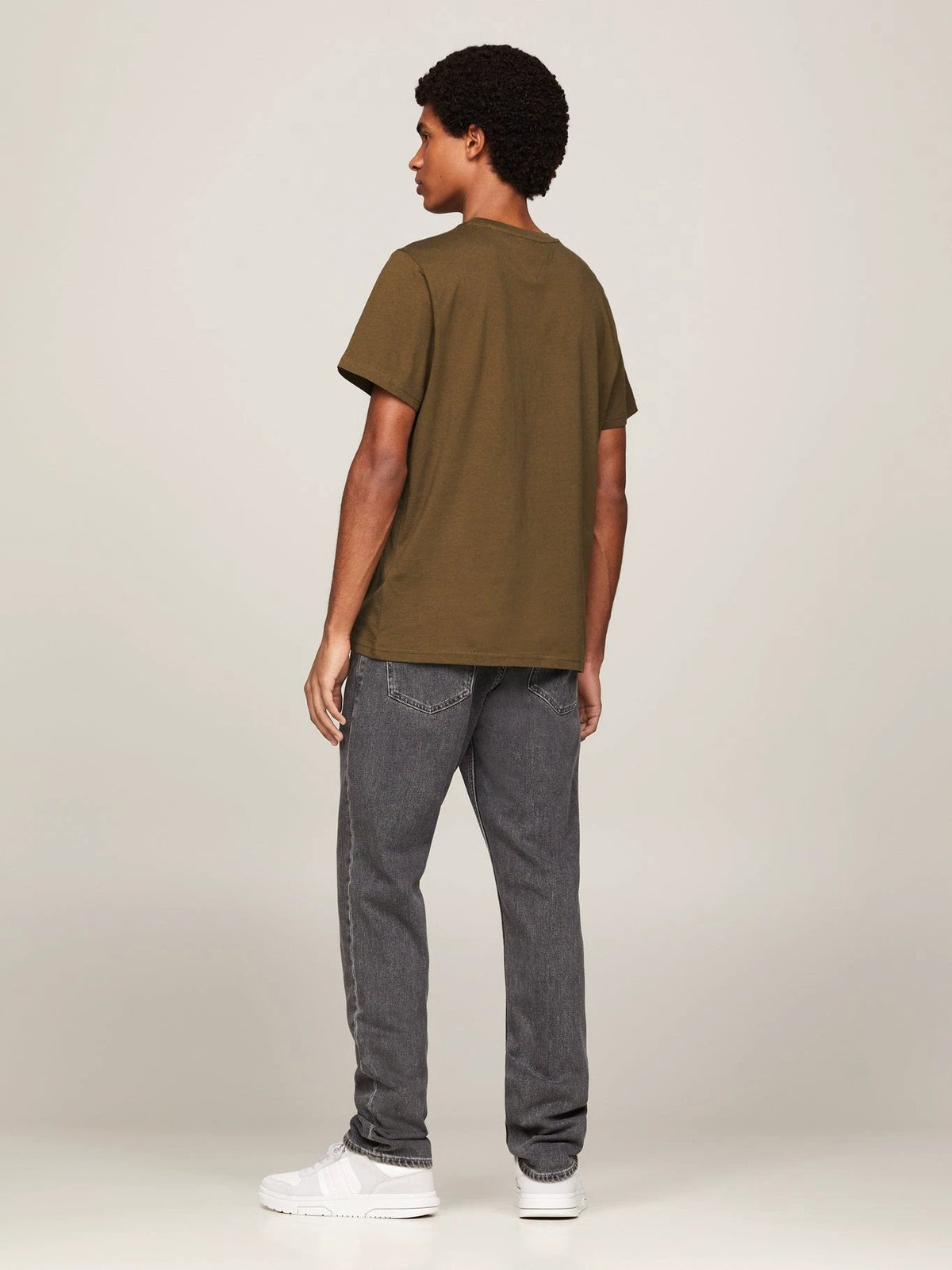 Camiseta Tommy Jeans Mangas Cortas Lisa P/ Caballeros by Tommy Jeans