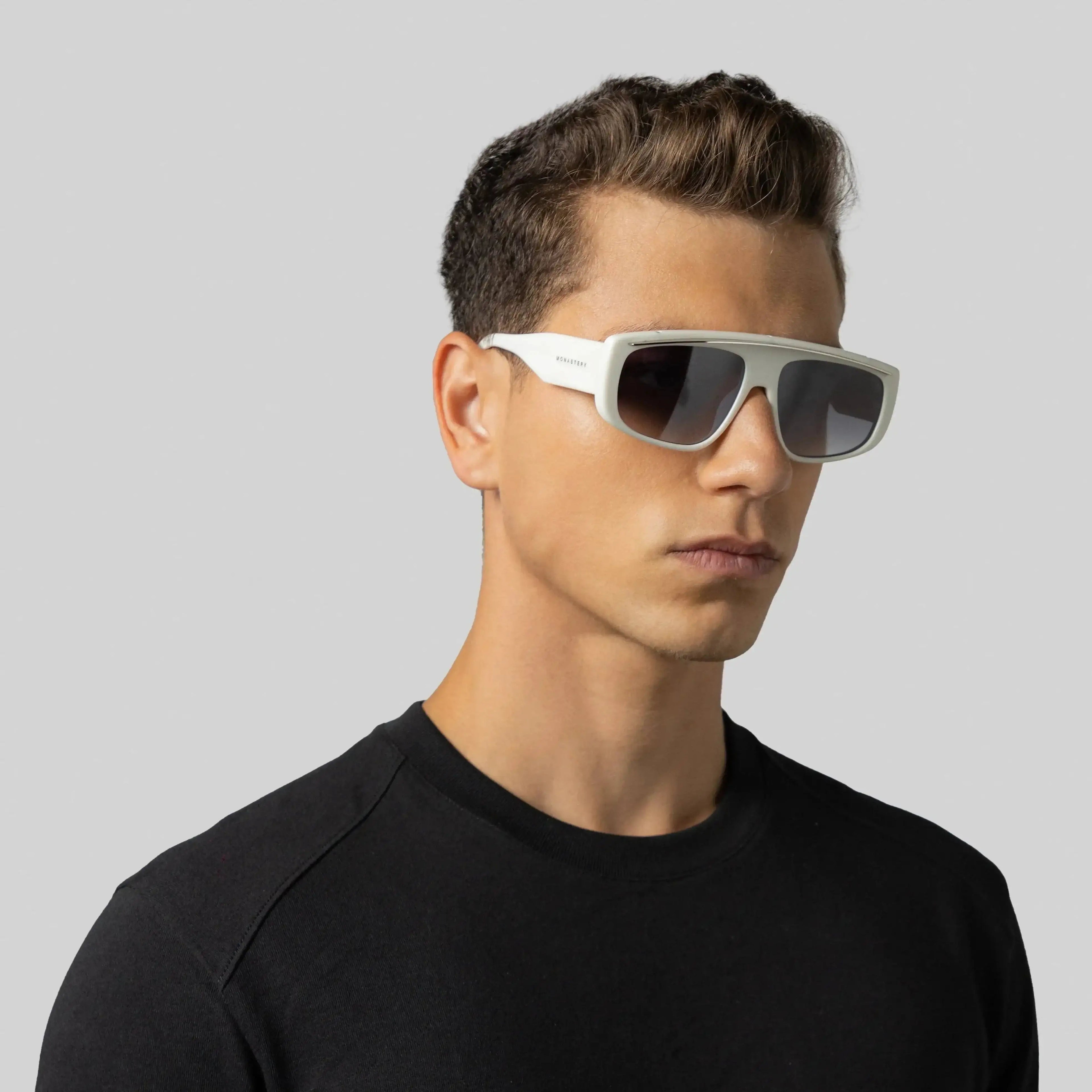 ELOI SUNGLASSES UNISEX WHITE SHINY SILVER GRADIENT GREY - Monastery