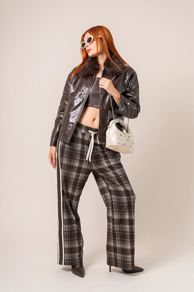 CHAQUETA EFECTO PIEL 8748.