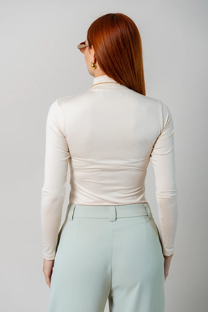 BH TOP CUELLO ALTO MANGA LARGA 7453 - Kliquea