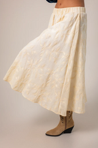 FALDA BORDADA B-C 8554 - Kliquea