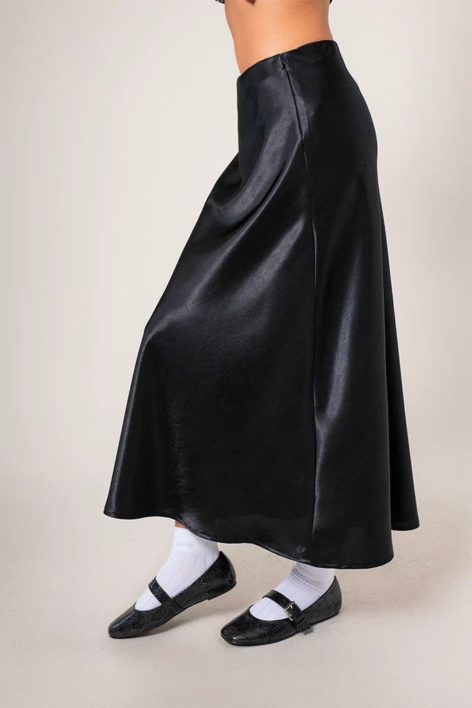 FALDA MIDI SATIN B-M 8557.
