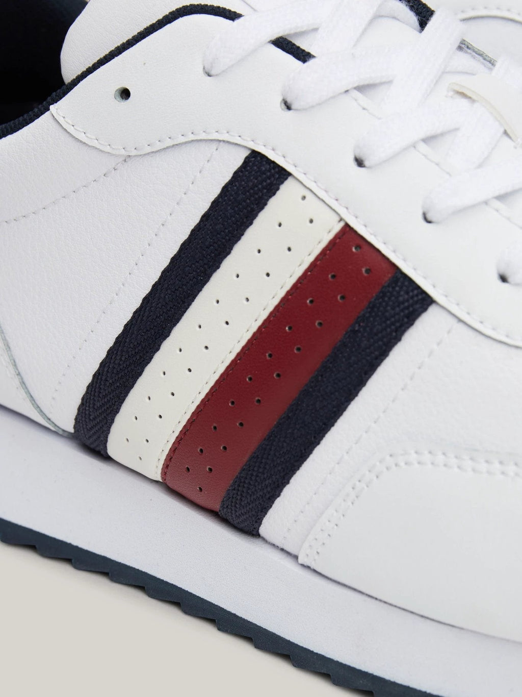 Tenis Tommy Hilfiger Para Caballeros by Tommy Hilfiger